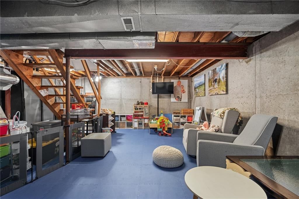 2416 W Post Oak Road — photo 41