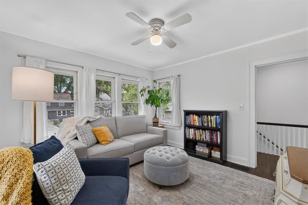 820 W 72nd Street — photo 20