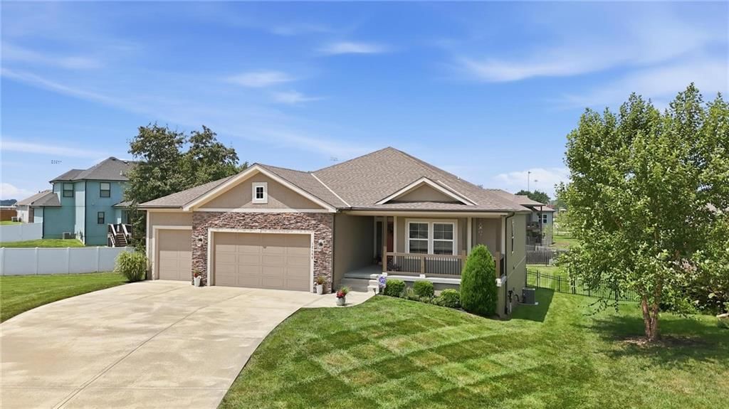 12100 Canna Court — photo 2