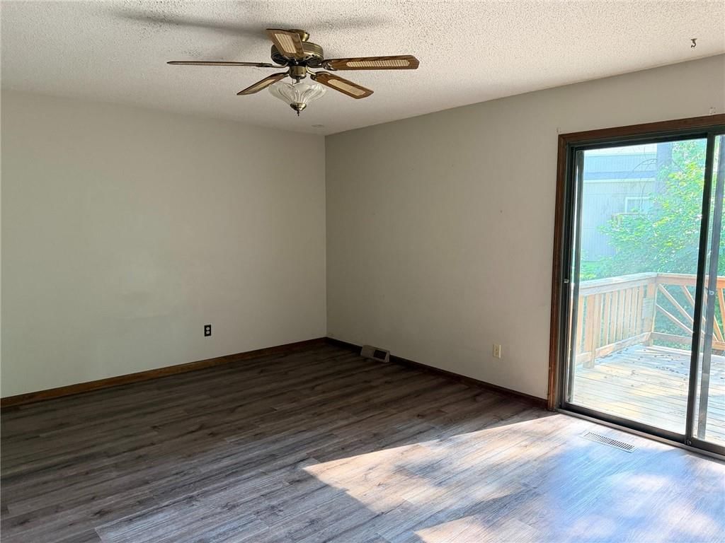 6925 Long Avenue — photo 10
