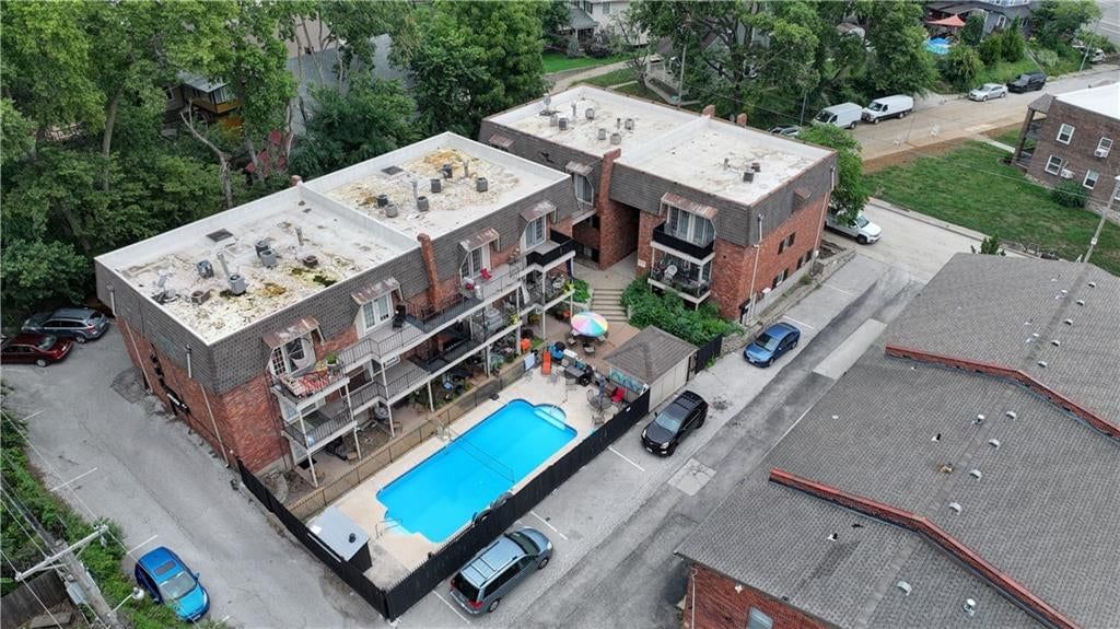 4038 Clark Avenue — photo 7