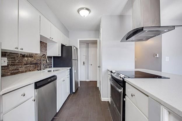 4038 Clark Avenue — photo 12