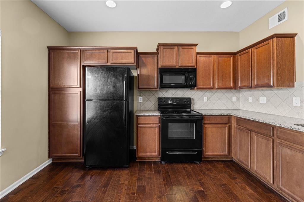 11109 N Jefferson Street — photo 11