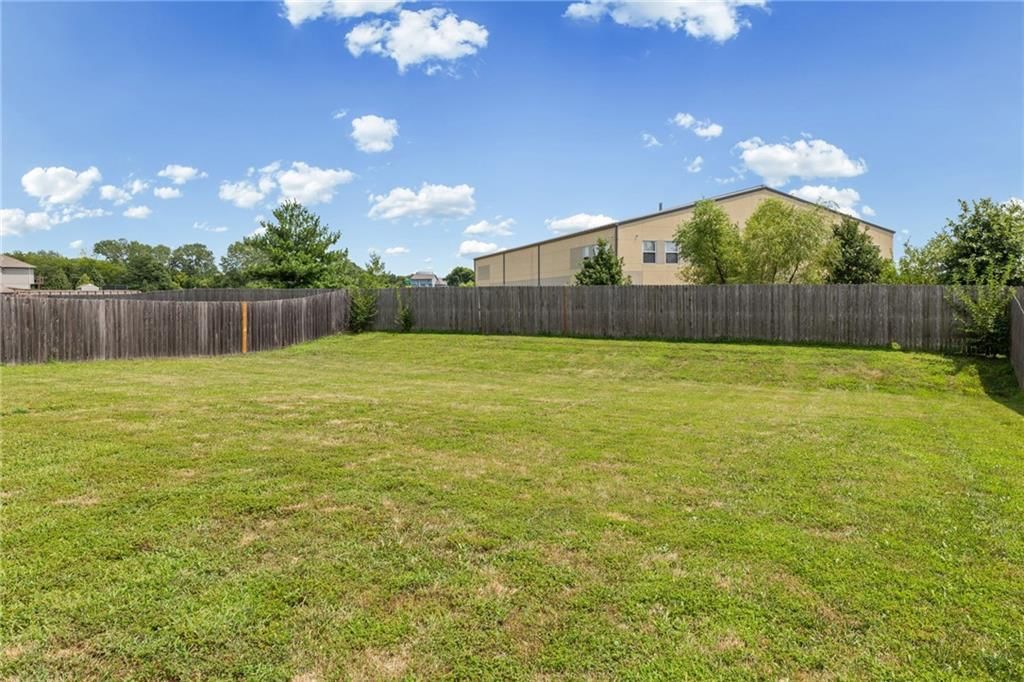 11109 N Jefferson Street — photo 33