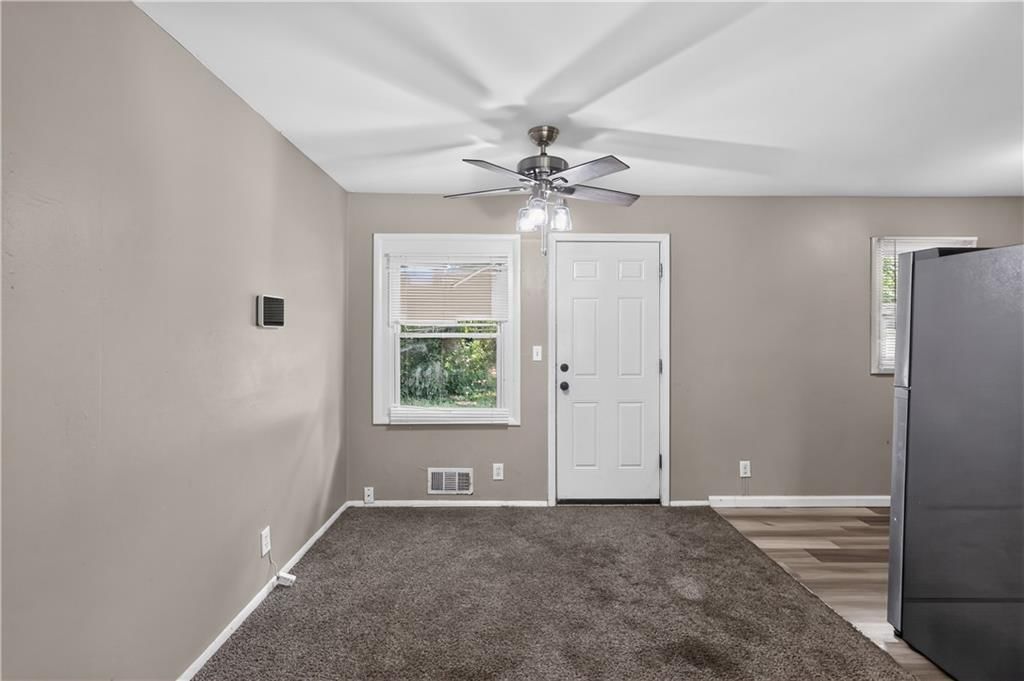 4131 E Vineyard Road — photo 3