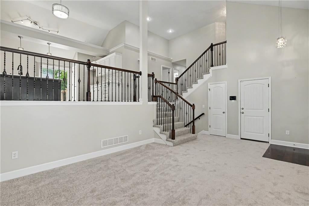 1221 SW Nagona Lane — photo 5