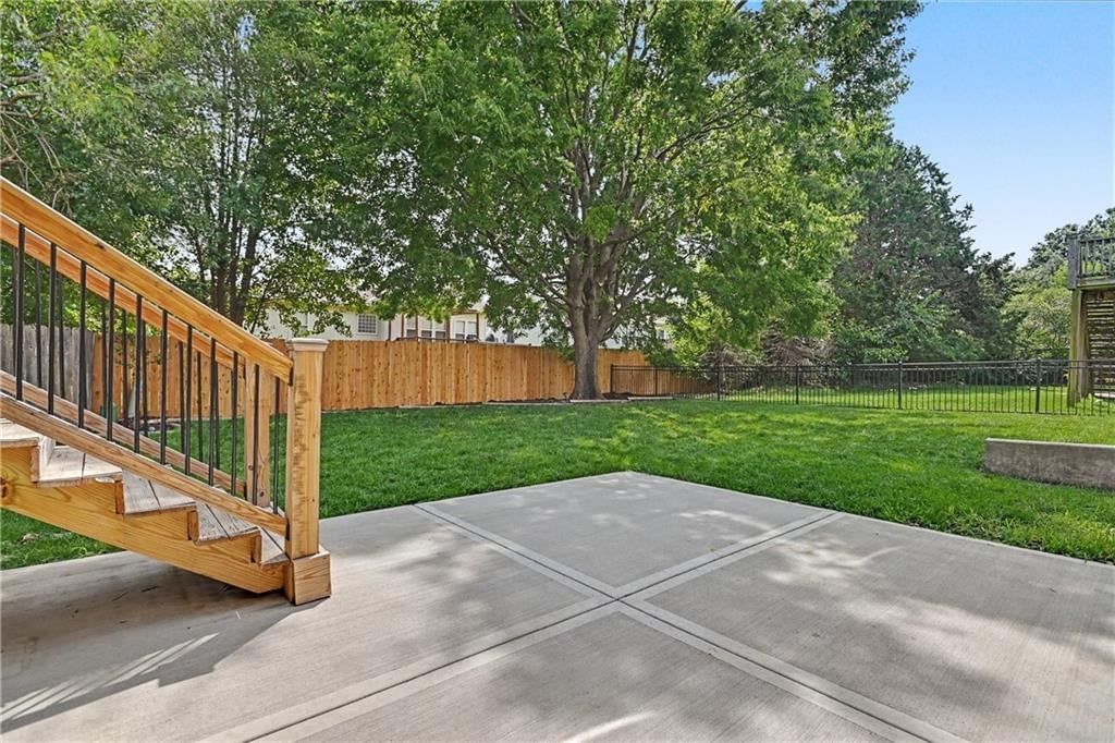 1221 SW Nagona Lane — photo 32