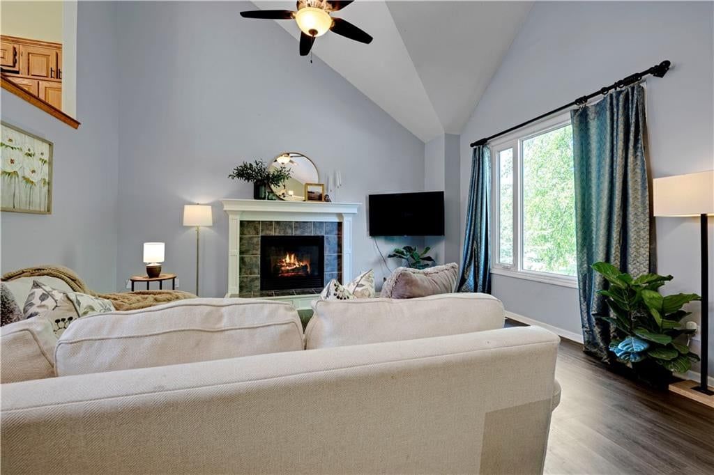 15655 S Apache Street — photo 3