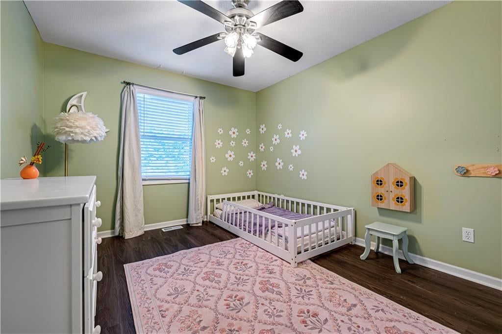 15655 S Apache Street — photo 17