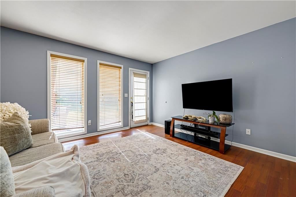 15655 S Apache Street — photo 21