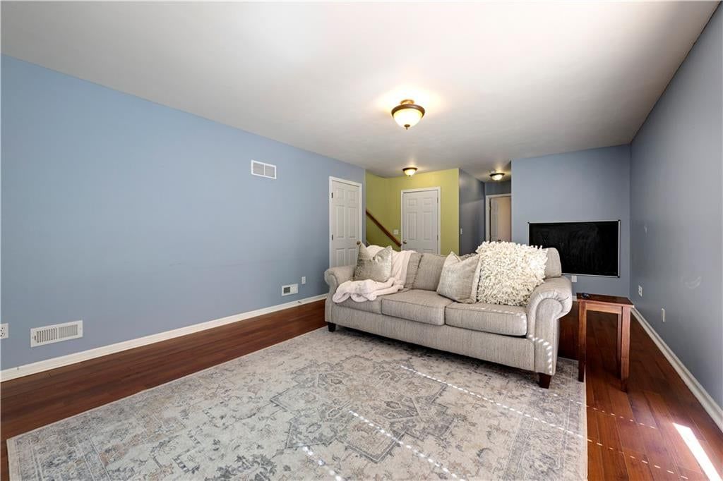 15655 S Apache Street — photo 23