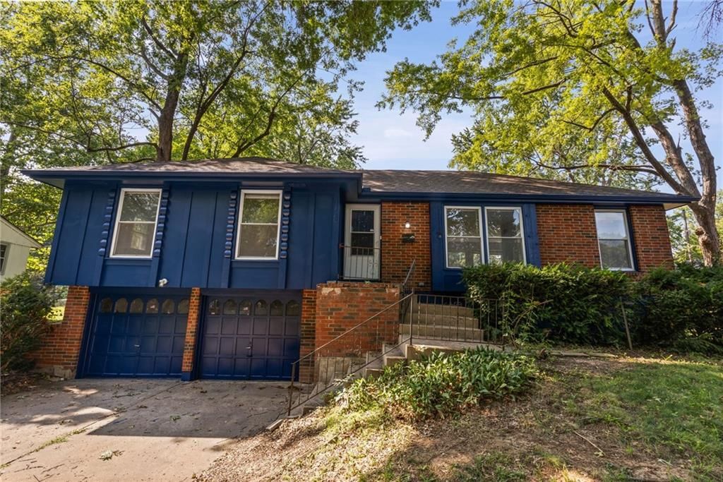 11038 Greenwood Road — photo 1