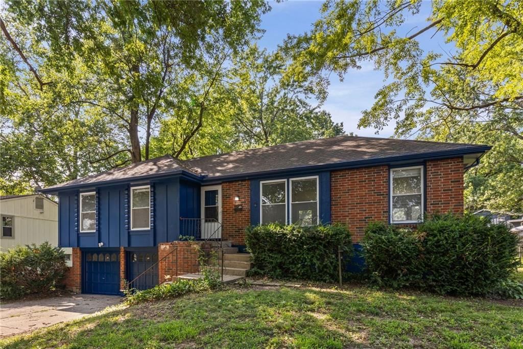 11038 Greenwood Road — photo 2