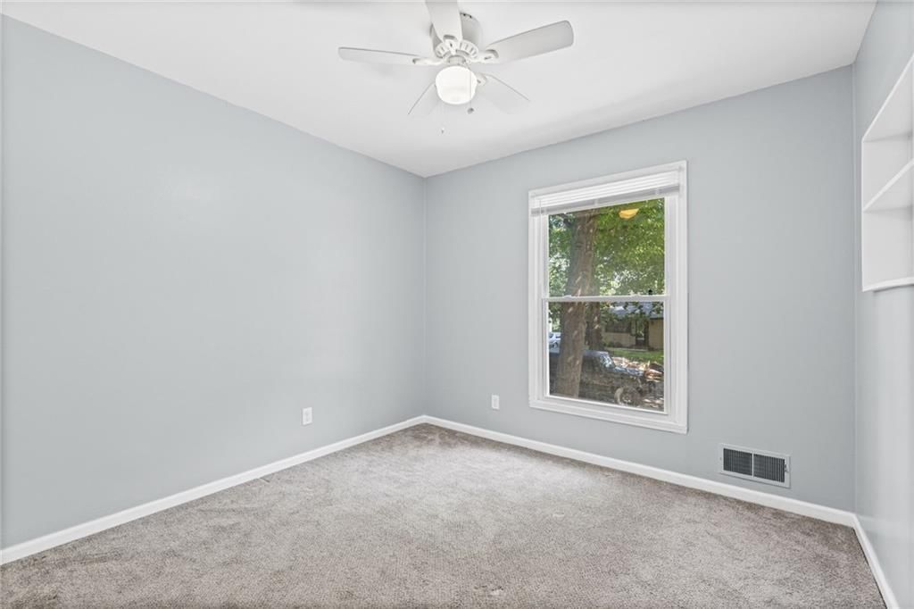 11038 Greenwood Road — photo 16