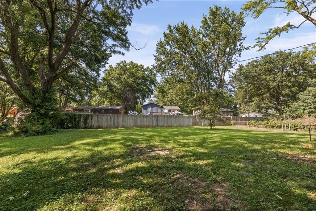 11038 Greenwood Road — photo 29