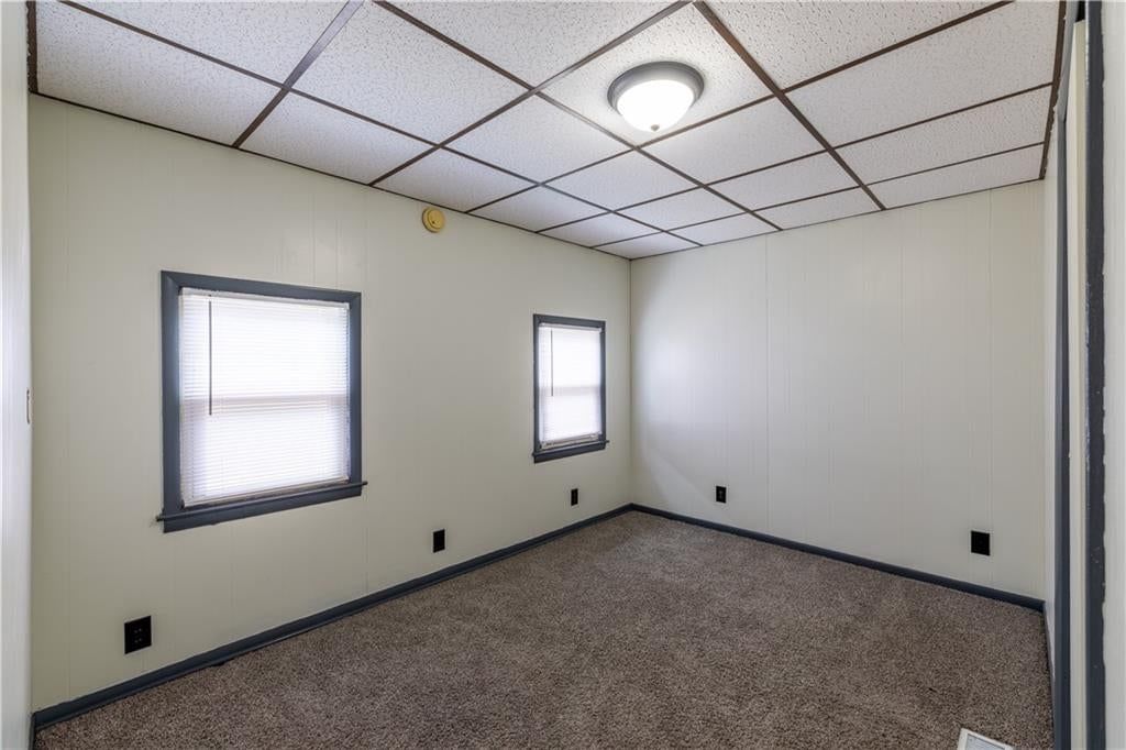 225 W Valley Street — photo 9