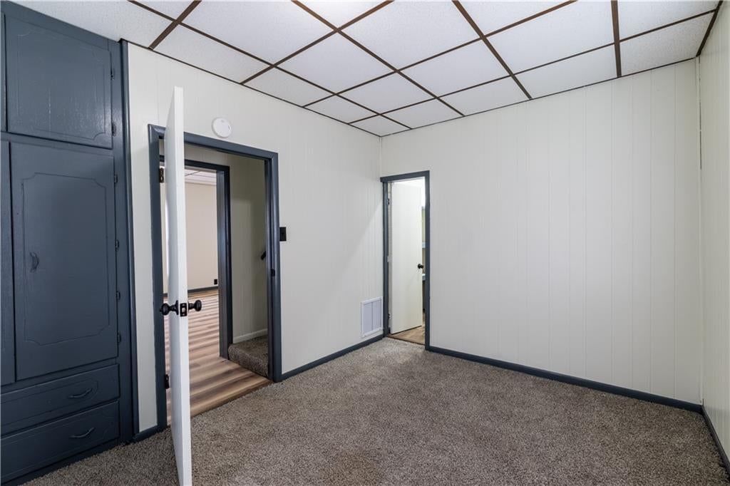 225 W Valley Street — photo 16