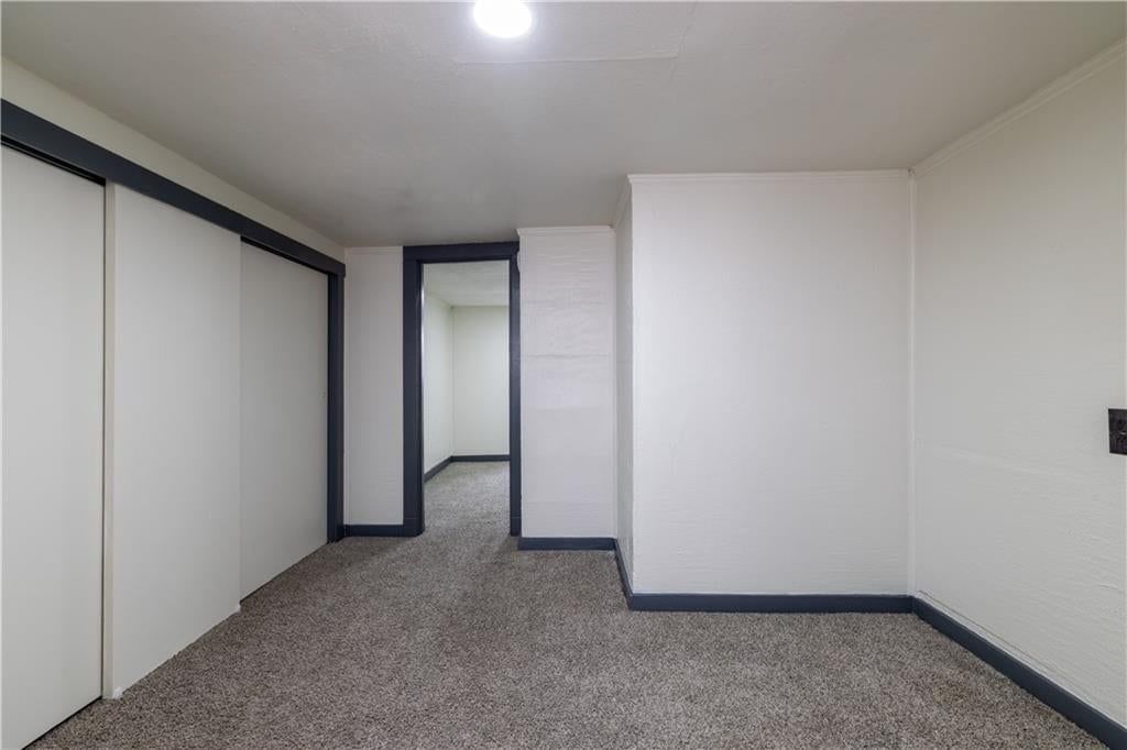 225 W Valley Street — photo 24