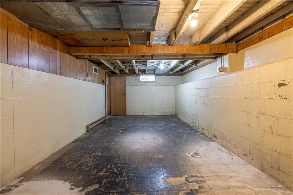 225 W Valley Street — photo 30