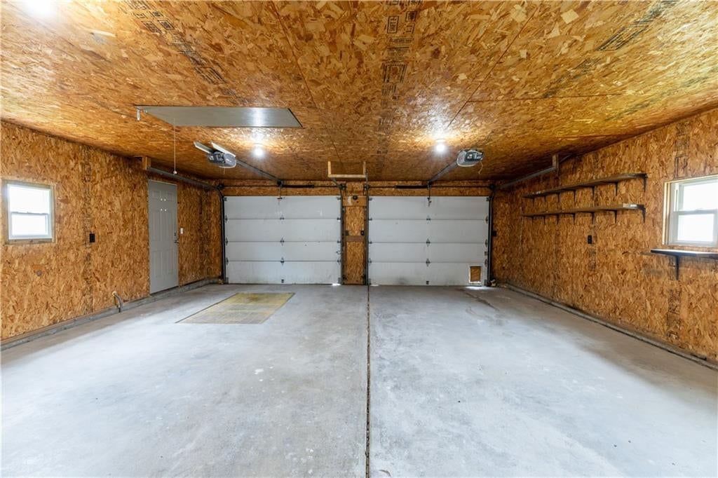 225 W Valley Street — photo 31