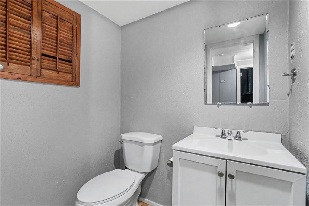 702 NW 12th Street — photo 21