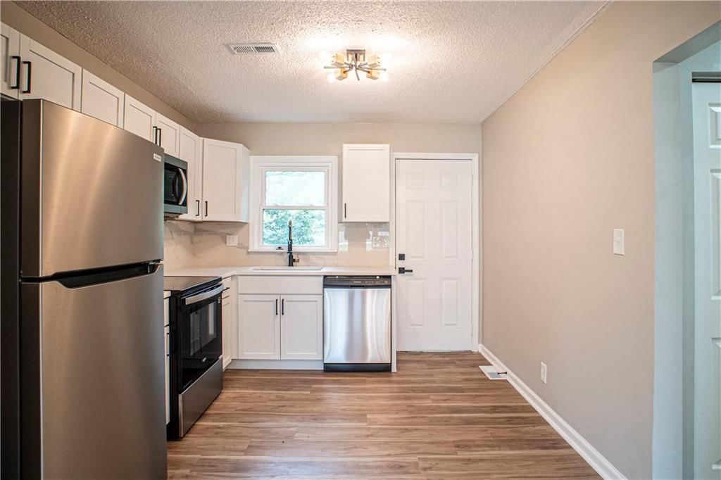 18405 E Truman Road — photo 11