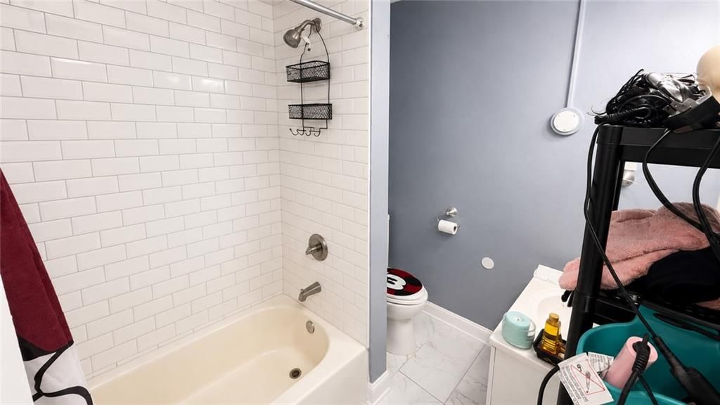 4009 S Benton Avenue — photo 8