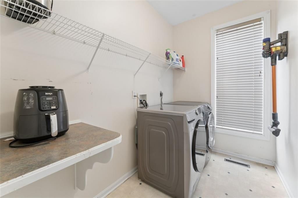 Photo 24 of 60 - 7233 Cottonwood Drive, Shawnee, KS 66213