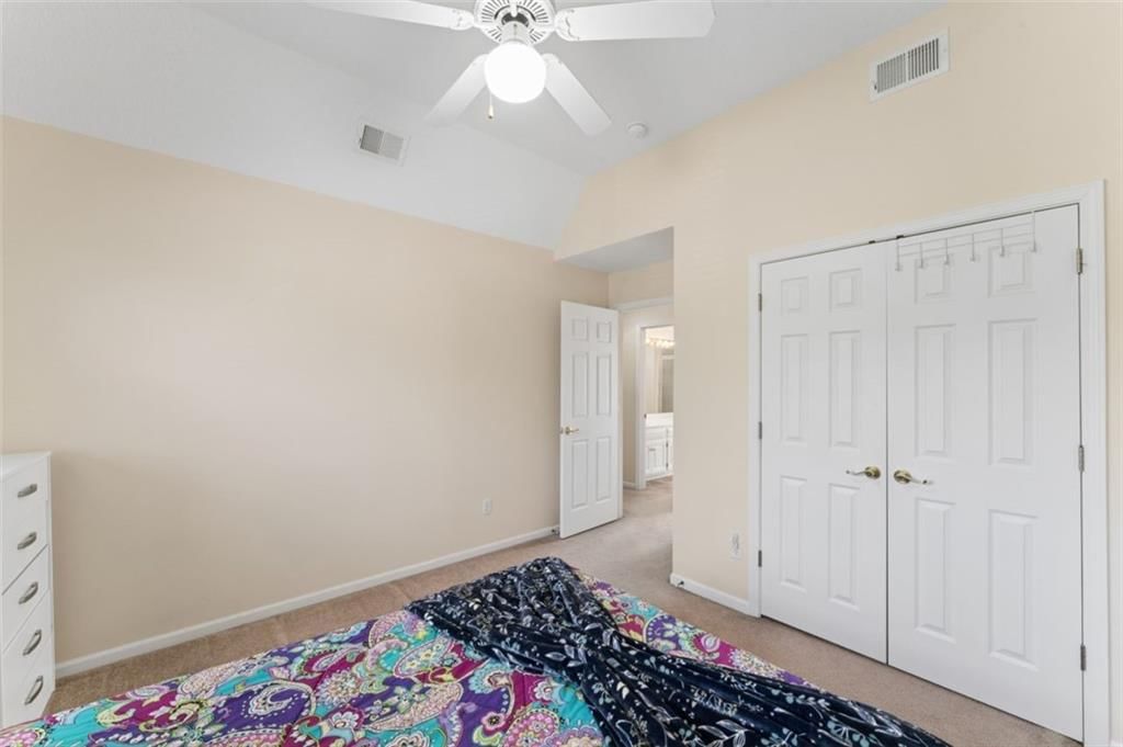 Photo 36 of 60 - 7233 Cottonwood Drive, Shawnee, KS 66213