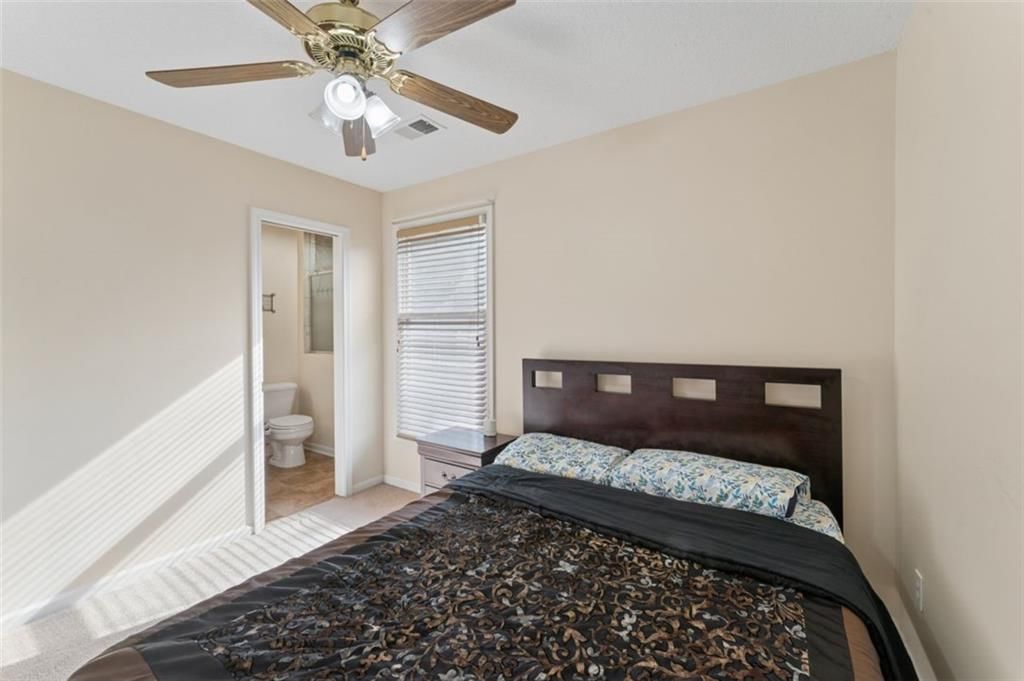 Photo 39 of 60 - 7233 Cottonwood Drive, Shawnee, KS 66213