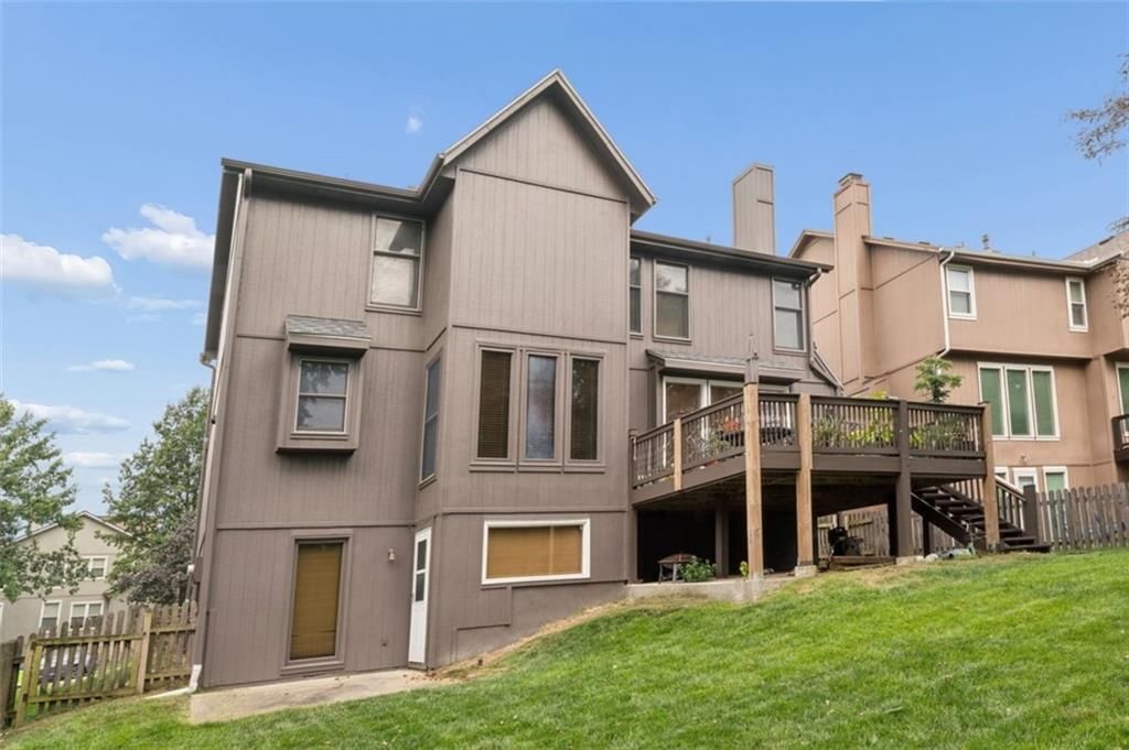 Photo 53 of 60 - 7233 Cottonwood Drive, Shawnee, KS 66213