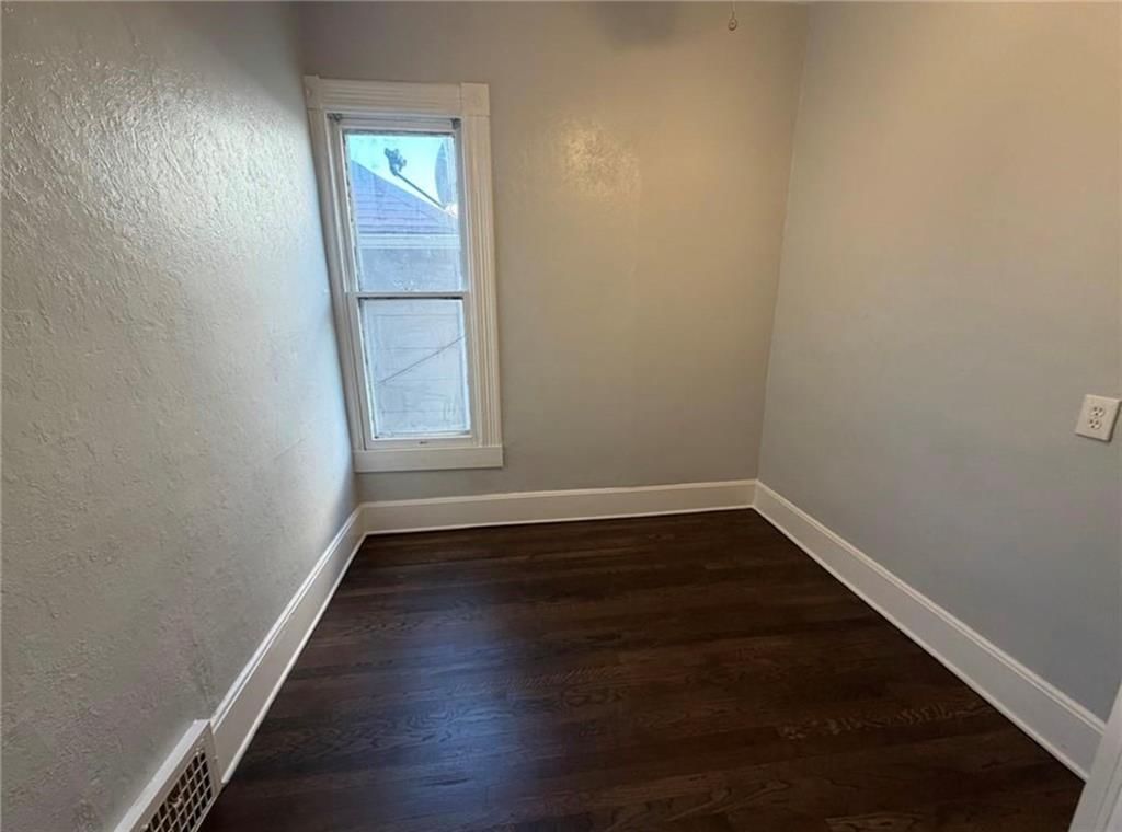 518 Barnett Avenue — photo 8