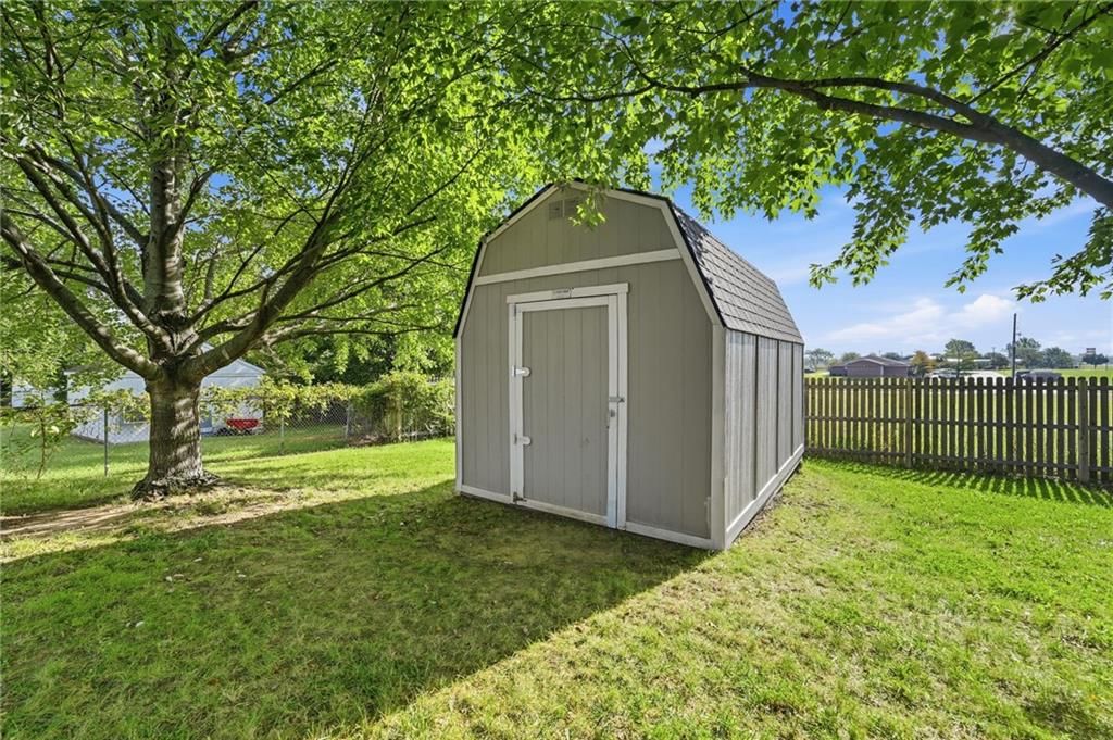 502 Birch Street — photo 35