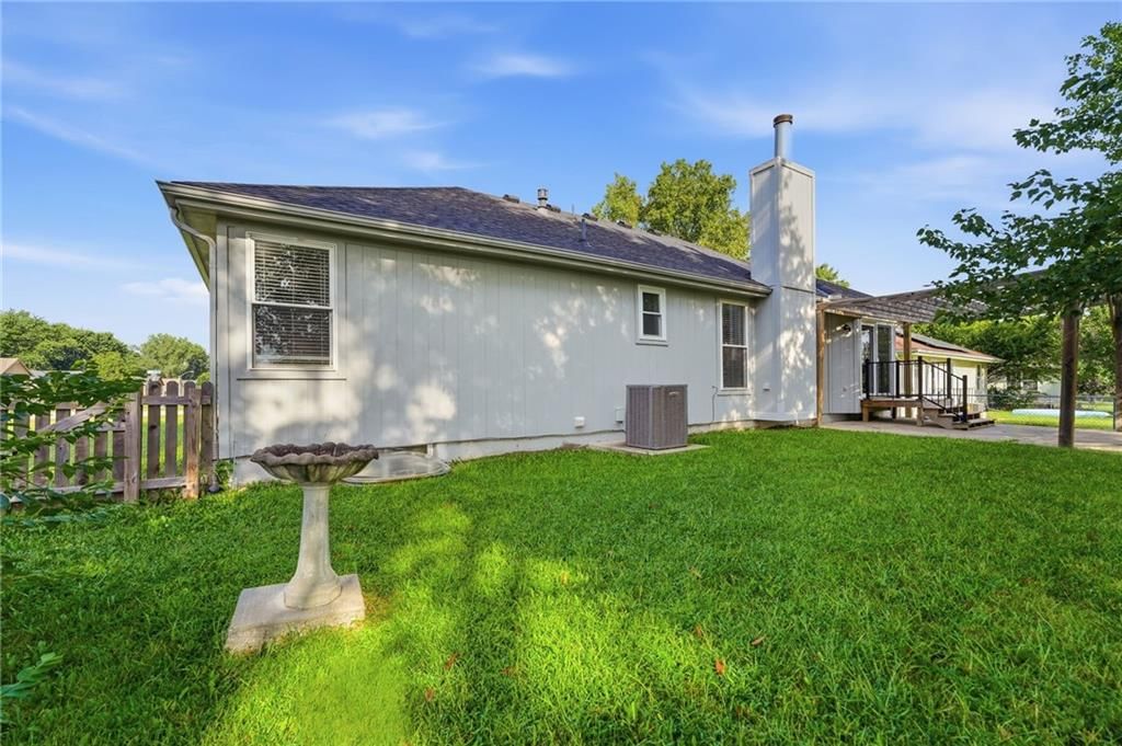502 Birch Street — photo 36
