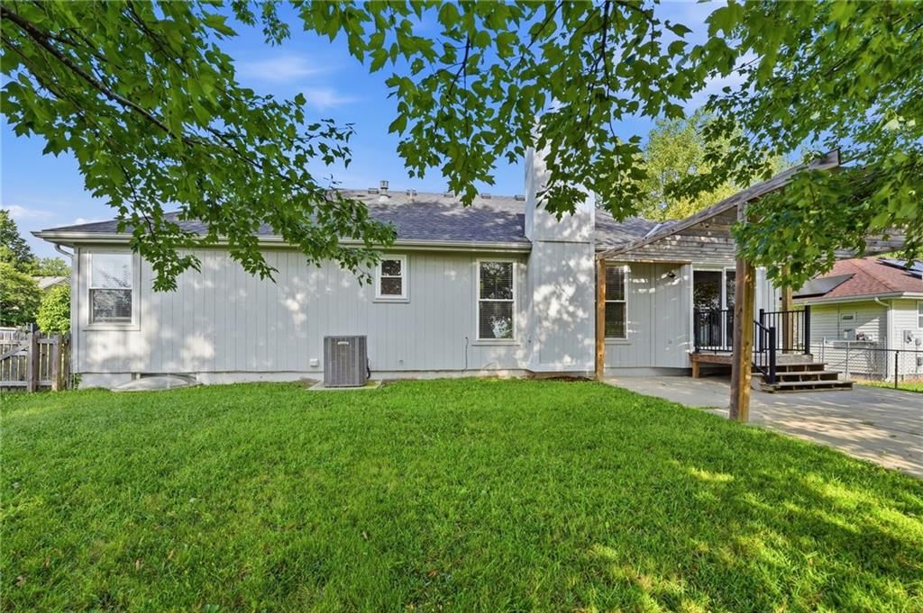 502 Birch Street — photo 37