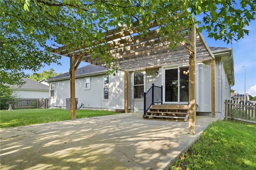 502 Birch Street — photo 38