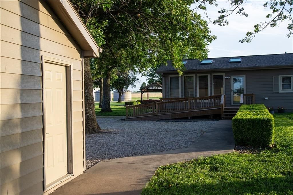 38210 Osawatomie Road — photo 7