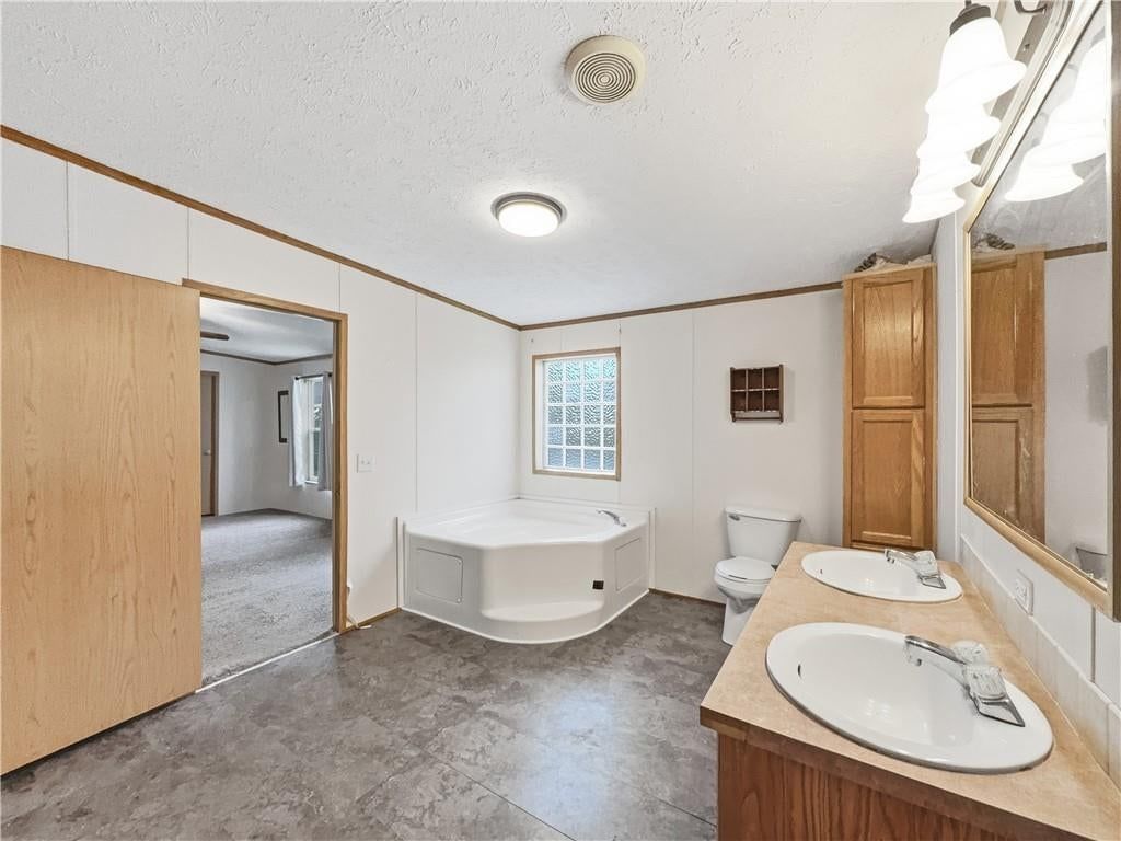 705 Main Street — photo 17