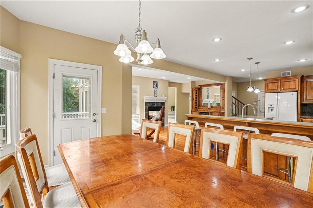 5821 Bedford Avenue — photo 11