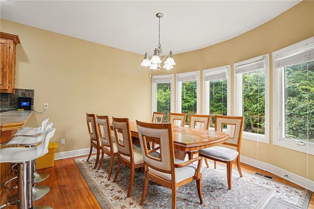 5821 Bedford Avenue — photo 12