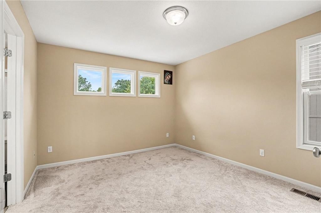 5821 Bedford Avenue — photo 20