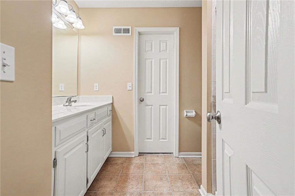 5821 Bedford Avenue — photo 21