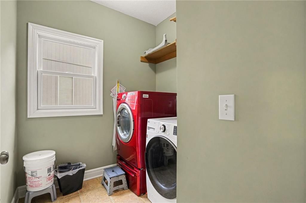 5821 Bedford Avenue — photo 28