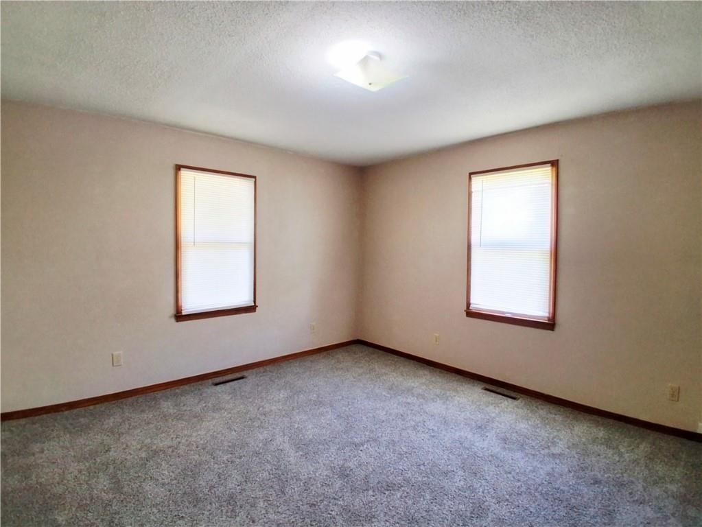 1017 E 14th Street — photo 14