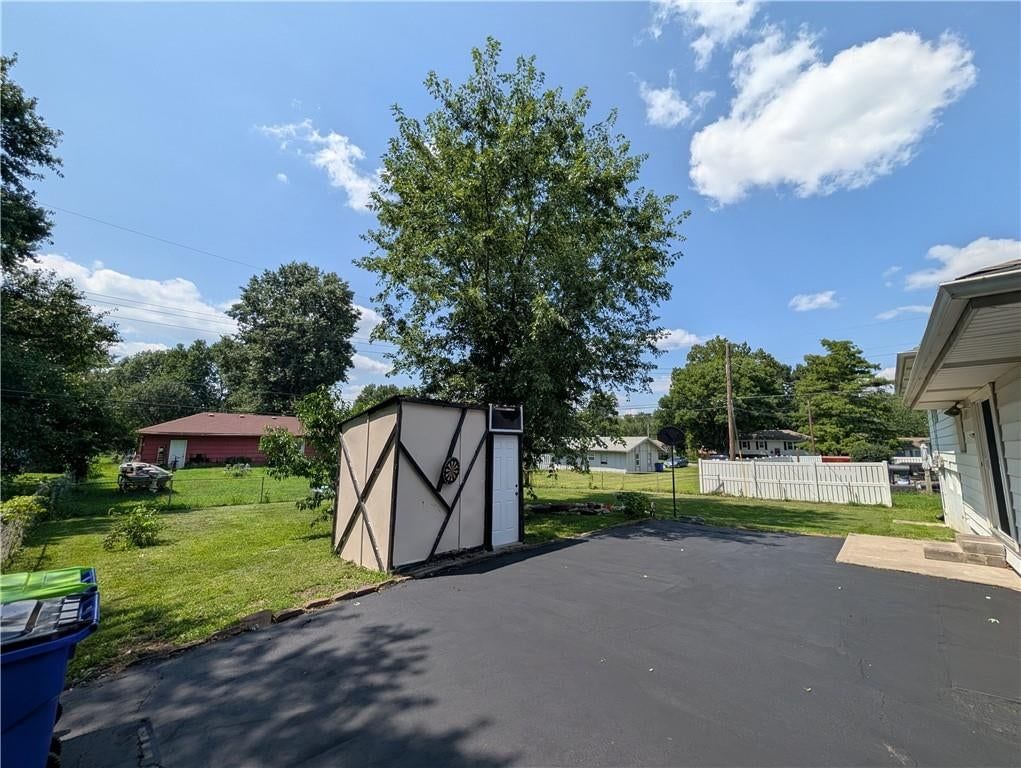 8 NW Noel Street — photo 12