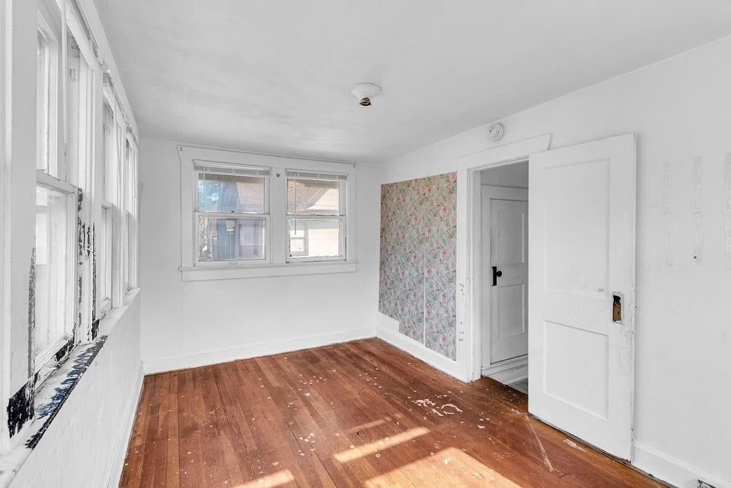 3908 Norledge Avenue — photo 16