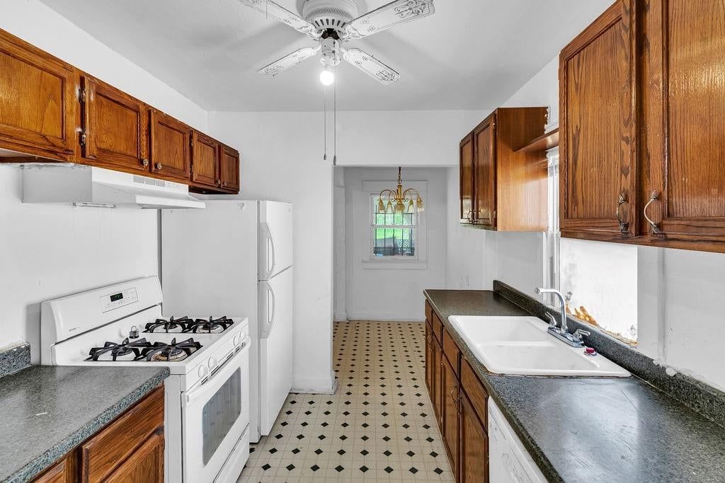 3908 Norledge Avenue — photo 26