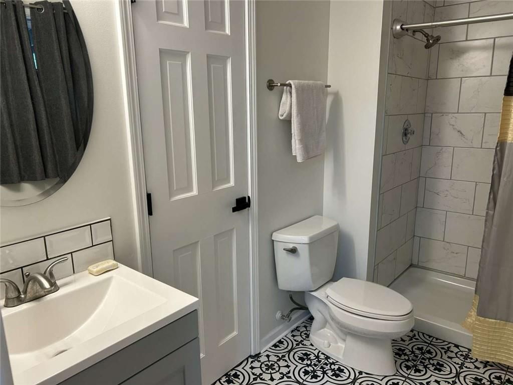 519 NE Timbercreek Drive — photo 24