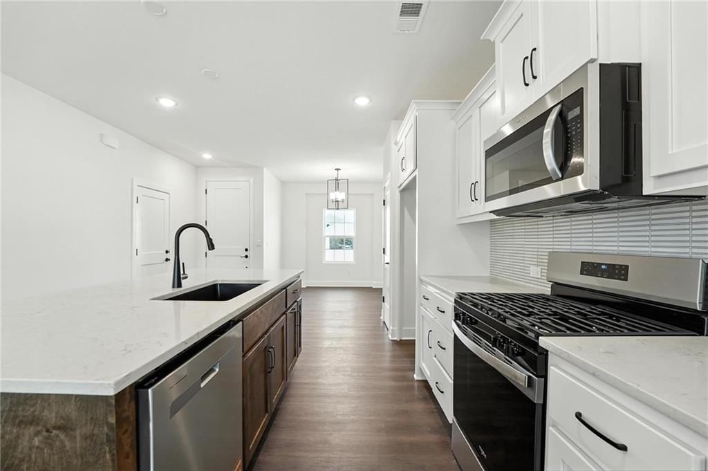 20624 Barker Street — photo 14