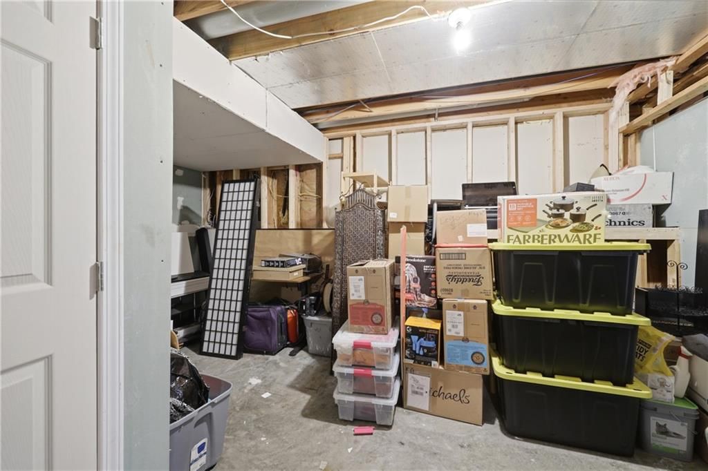846 SW Country Hill Drive — photo 18